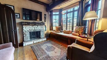 Juniper Ridge 16 5000 sq ft, Grand Chateau at Eagle, Expansive Mountai