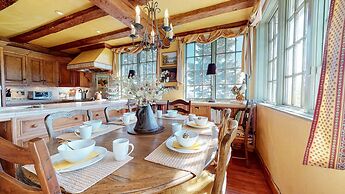 Juniper Ridge 16 5000 sq ft, Grand Chateau at Eagle, Expansive Mountai