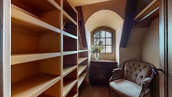 Juniper Ridge 16 5000 sq ft, Grand Chateau at Eagle, Expansive Mountai