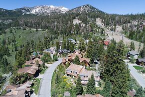 Juniper Ridge 16 5000 sq ft, Grand Chateau at Eagle, Expansive Mountai