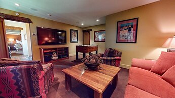 Juniper Ridge 16 5000 sq ft, Grand Chateau at Eagle, Expansive Mountai