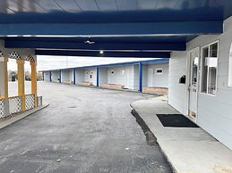 Midway Motel