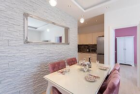 Luxury Apartment Domenica