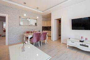 Luxury Apartment Domenica