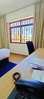 Hays Suites