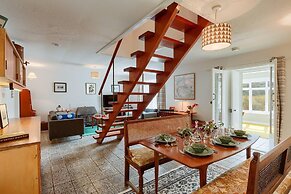 Enchanting Rustic Cottage W/stunning Views & River