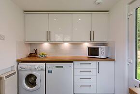 Enchanting Rustic Cottage W/stunning Views & River