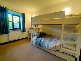 The Long Barn for Families, Walker, Pets & Workers