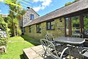 The Long Barn for Families, Walker, Pets & Workers