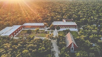 Wakax Hacienda - Cenote & Boutique Hotel - Small Luxury Hotels of 