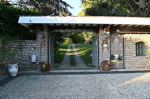 Wonderful Villa Between Como And Milano