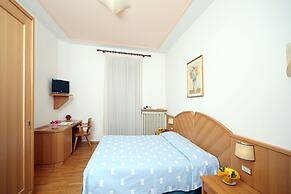 Single Room - Hotel Dolomiti Pinzolo