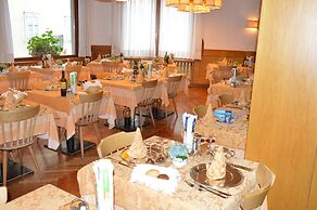 Single Room - Hotel Dolomiti Pinzolo