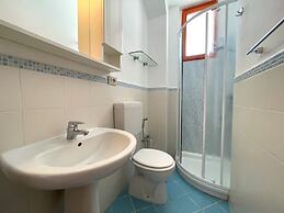 Flat for 5 With Shared Pool 180m From the Beach