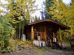 Carlo Creek Cabins - Campsite
