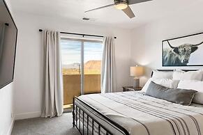 The Estate at the Ledges by RedAwning