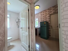 Boulevard Tuscany - 3 Bedroom Pool Villa