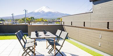 Rakuten STAY Fuji Kawaguchiko Station