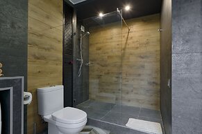 VIP apartment Studio  Lesi Ukrainky Blvd