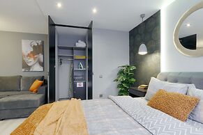 VIP apartment Studio  Lesi Ukrainky Blvd