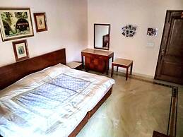 Captivating 2-bed Apartment in New Delhi