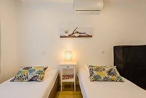 The Little Paradise With Sea Views