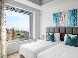 The Tower at St Raphael Resort
