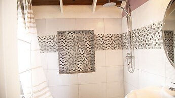 Castle Cove-Ocean Front Villa