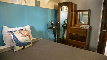 Castle Cove-Ocean Front Villa