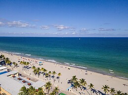 Tropic Isle Hotel and Apartment