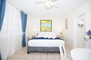 Tropic Isle Hotel and Apartment