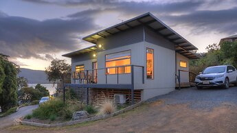 Ocean View Cottages - Essentially Tas Dover