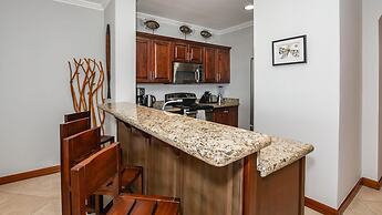 2BD Ocean-view Condo in Flamingo With Pool