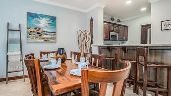 2BD Ocean-view Condo in Flamingo With Pool