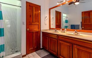 5-BD Beachfront, Ocean-View Hillside Home