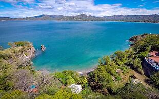 5-BD Beachfront, Ocean-View Hillside Home