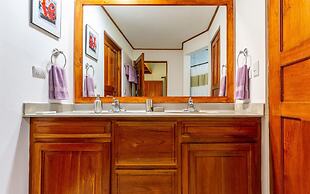 5-BD Beachfront, Ocean-View Hillside Home