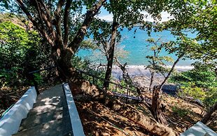 5-BD Beachfront, Ocean-View Hillside Home