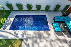 Brand-New 3-Bedroom with Pool Near Beach