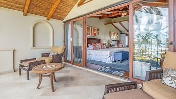 Luxury 2BD Villa on Flamingo Beach With All Bells and Whistles