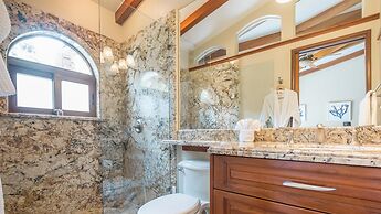 Luxury 2BD Villa on Flamingo Beach With All Bells and Whistles