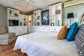 Luxury Ocean-view Flamingo Home With Pool, Apartment and Party Deck