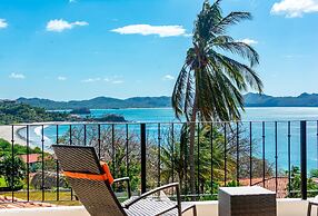 Luxury Ocean-view Flamingo Home With Pool, Apartment and Party Deck