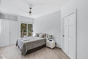 3-Bedroom, 2-Bath Beachfront Condo with Pool