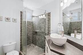 3-Bedroom, 2-Bath Beachfront Condo with Pool