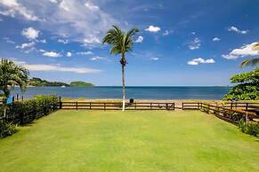 3-Bedroom, 2-Bath Beachfront Condo with Pool