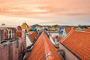 The Yellow Penthouse