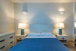 The Yellow Penthouse