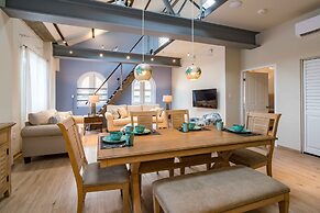 The Yellow Penthouse