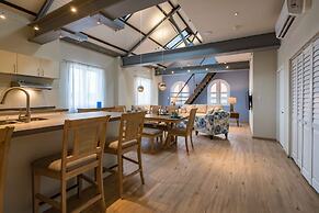 The Yellow Penthouse